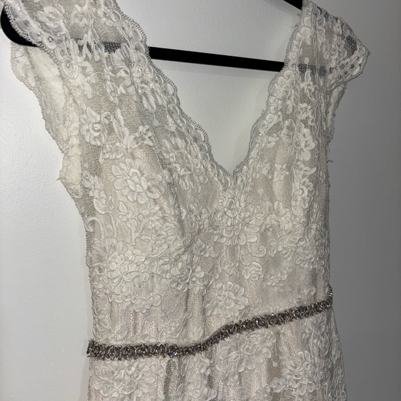 Liancarlo Wedding Dress 10 Ivory White Flowers - Picture 3 of 10